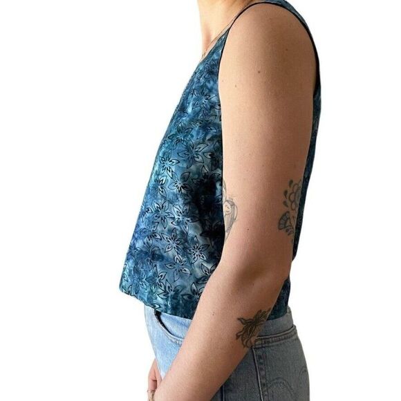 Vintage Handmade Womens Blue Floral Scoop Neck Cropped Cotton Tank Top Sz M - Picture 3 of 5